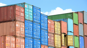 Export containers staan klaar in de haven van Antwerpen